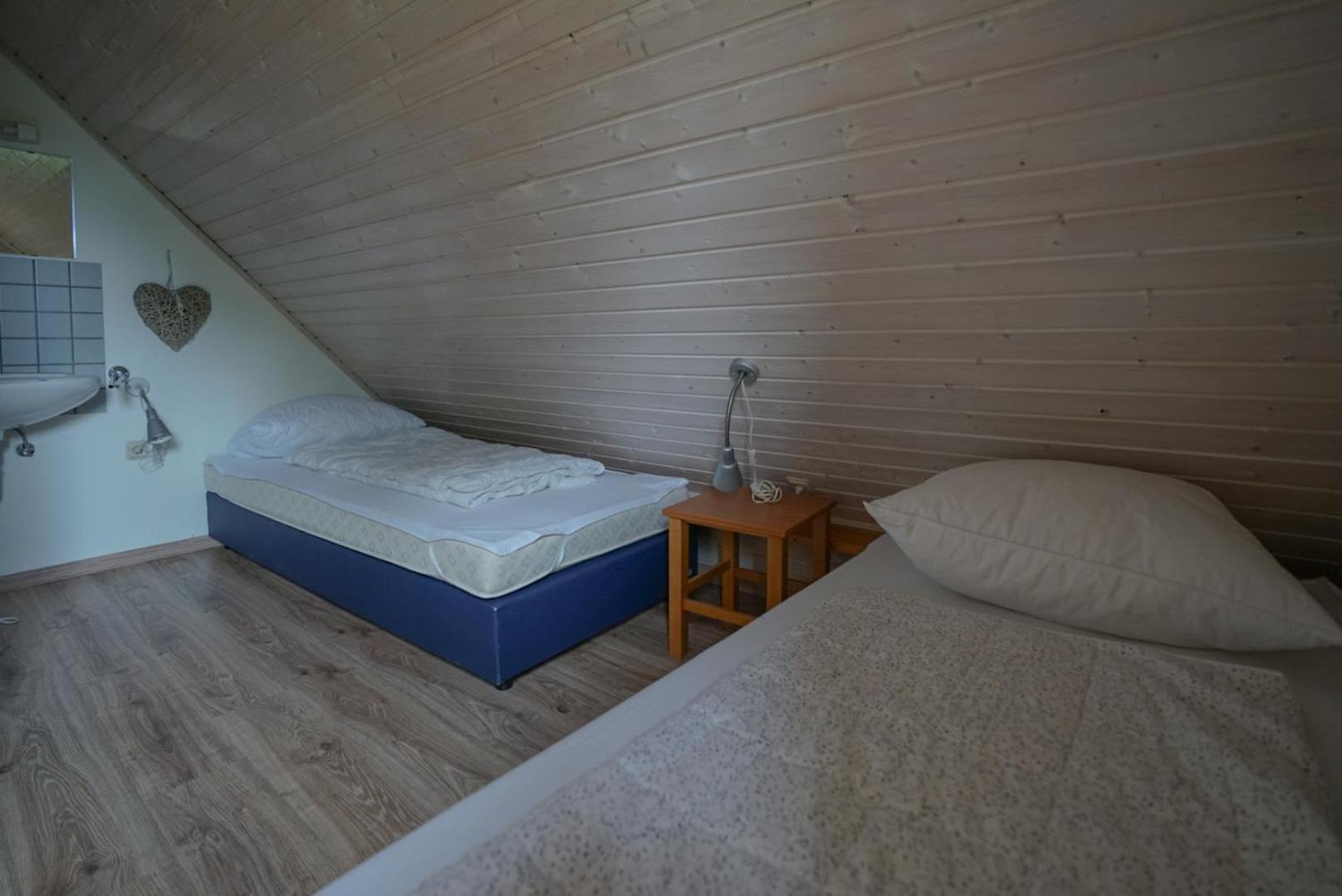 Ferienhaus "Schmetterling" Am See Im Bergland 키르하임 외부 사진