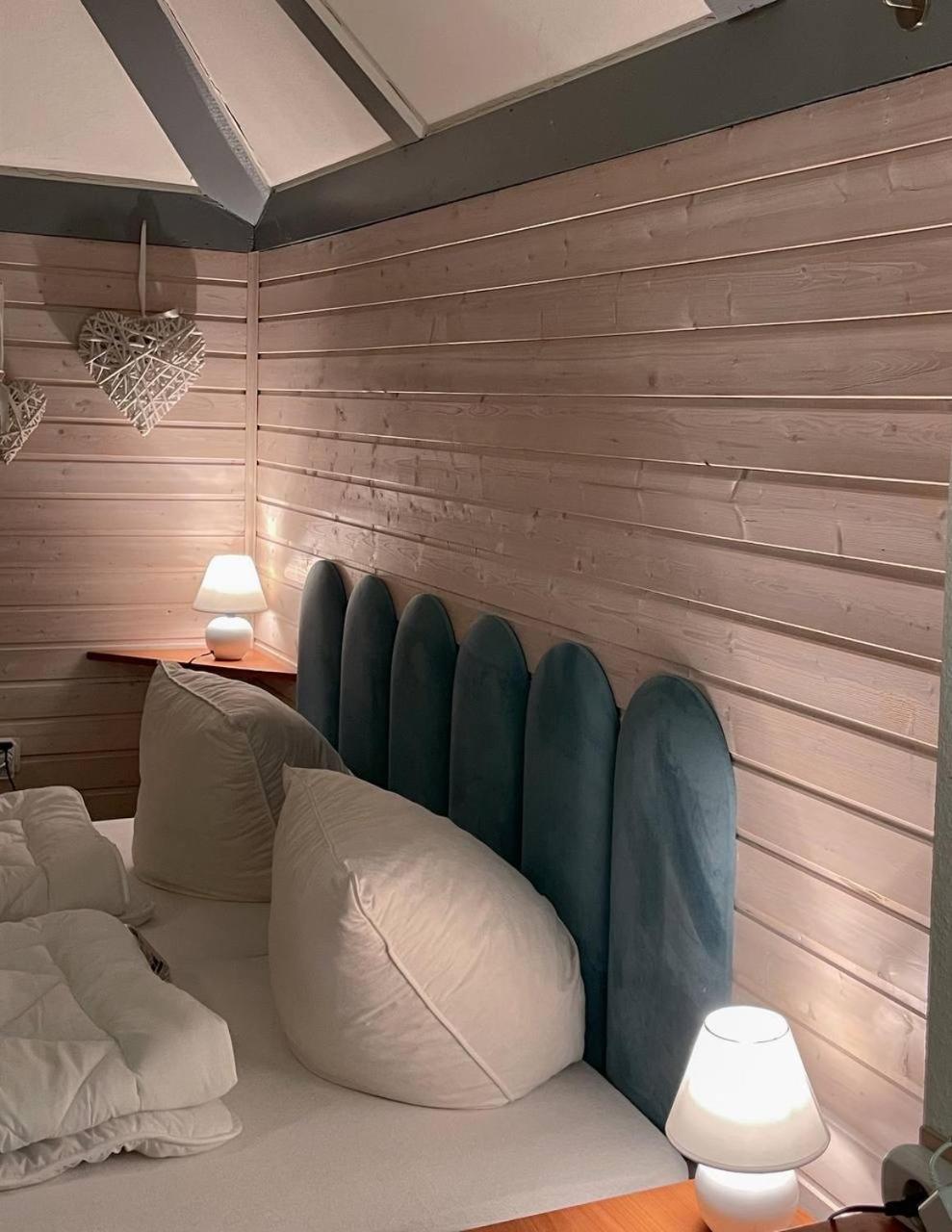 Ferienhaus "Schmetterling" Am See Im Bergland 키르하임 외부 사진